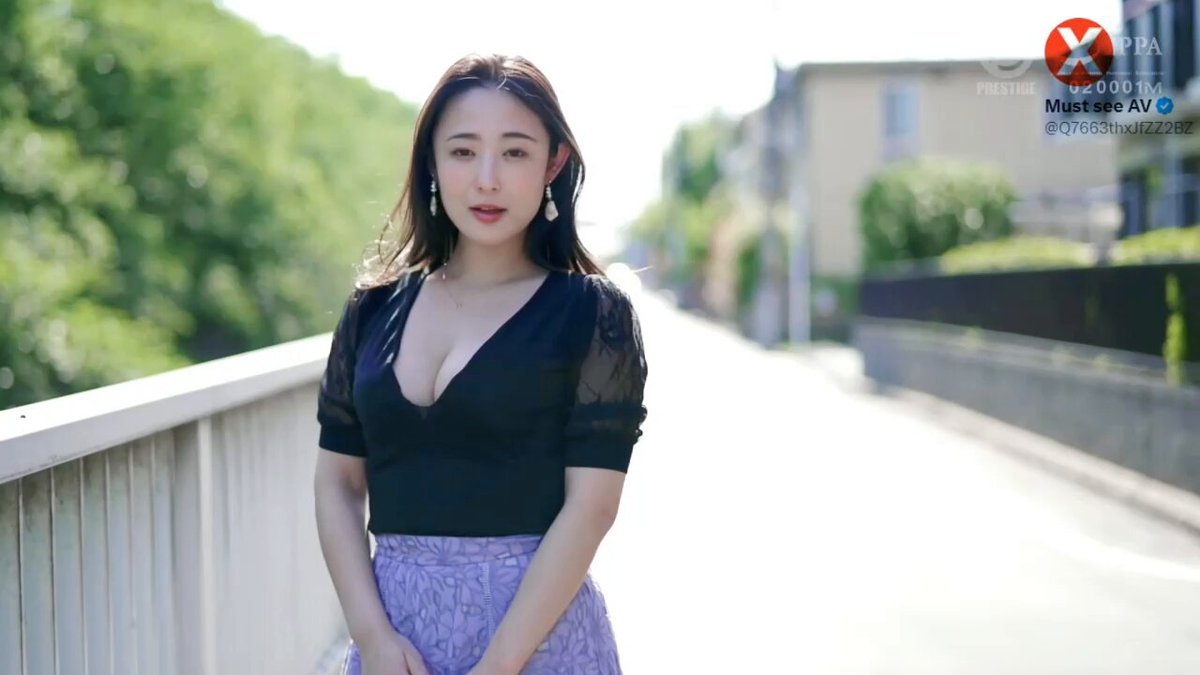 KBI-083 松冈すずSuzu Matsuoka &quot;白嫩皮肤配红裙，永远的绝配。骚松岗穿着红色丝绸小裙子，被大鸡巴怼墙上和站立后入干得小红裙一荡一荡，真...
