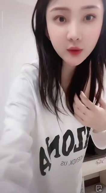 这还是个车模 