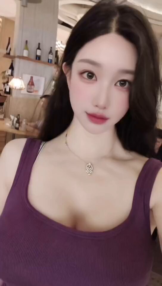 সাংহাই, পুতুও জেলা, ১৮০ সেমি লম্বা, সত্যিকার অর্থে ১৭৬ সেমি খালি পা, প্রাকৃতিক E+ কাপ সাইজ, স্টাইলিশ পোশাক, সূক্ষ্ম বৈশিষ্ট্য, ভালো মেজাজ...