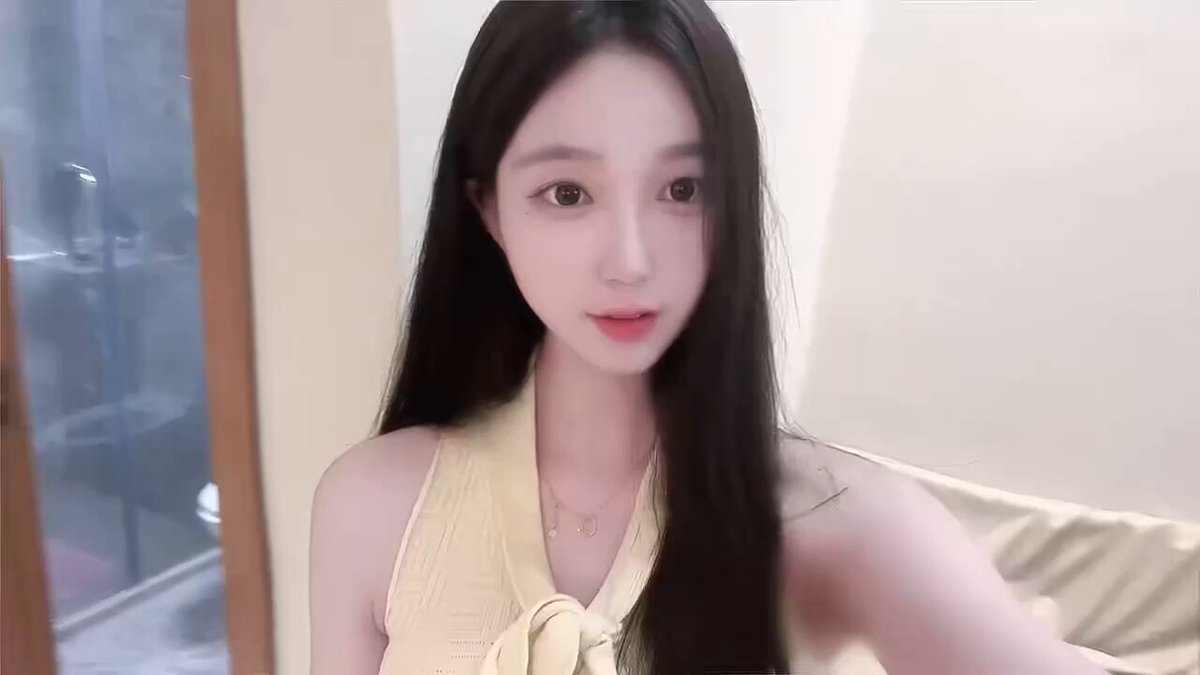 #上海沪 🇰🇷音乐留学生 硬5🦜 学生兼职💿身高167🐻c兼职-06年💿清纯可爱*圈外兼职短开💿超级大长腿筷子腿 甜如初恋及有耐心💿一身仙女味 淡淡少女香...