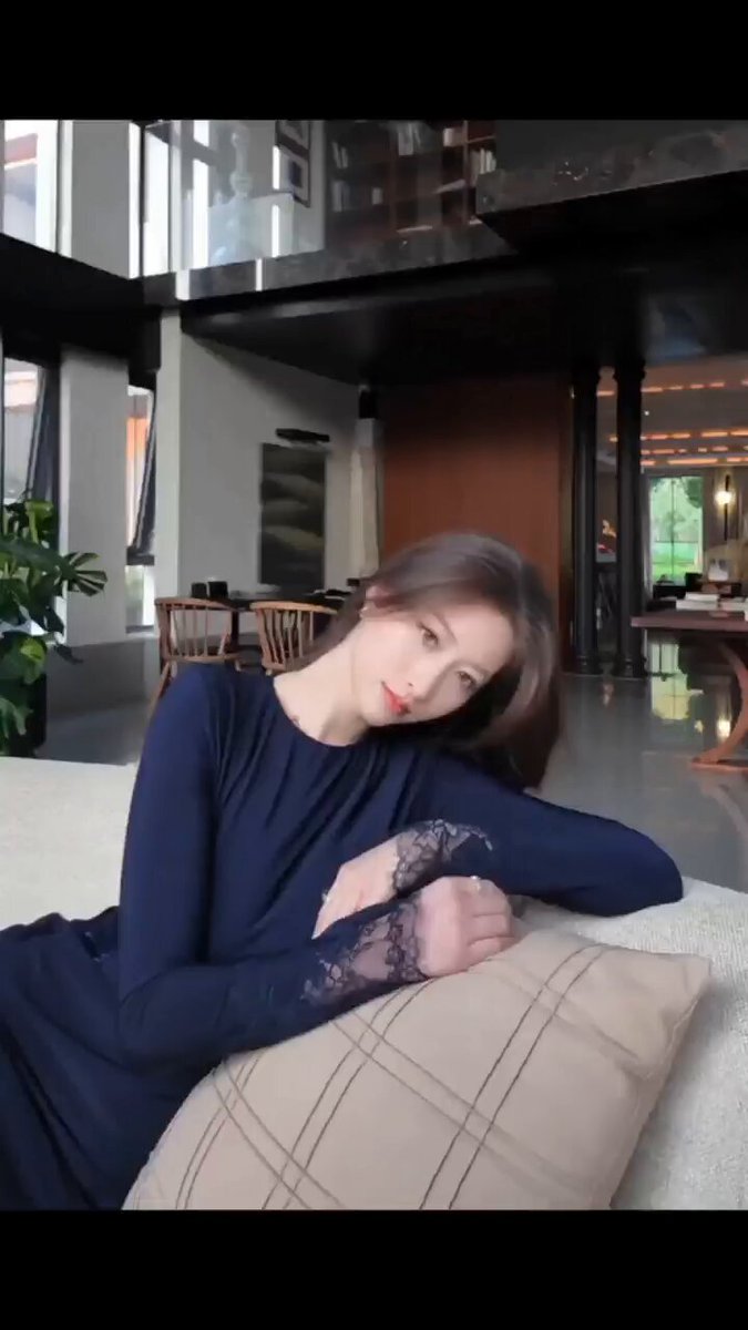 সাংহাই 🏠শুহুই জেলা 💢উচ্চতা: ১৮১ সেমি 💢ওজন: ৬০ কেজি 💢স্তম্ভ: ৩৮E (সত্য) 💢পায়ের দৈর্ঘ্য: ১১১.৯ সেমি 🛰️alqp3366 🐧৩৮৩০৮৪৫০৯১ ✈️গ্রাহক ...