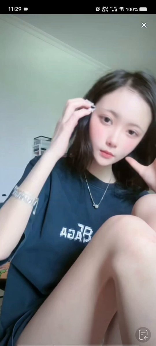 Celana dalam renda transparan 