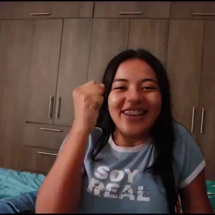 Soy Real Latina Striptease! Busty Beauty Sways on Bed Showing Sexy Curves