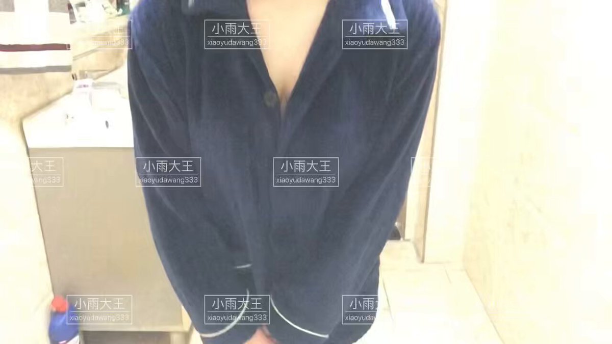 等我赚到钱就升级设备呀
哥哥们多来投喂我呀




 