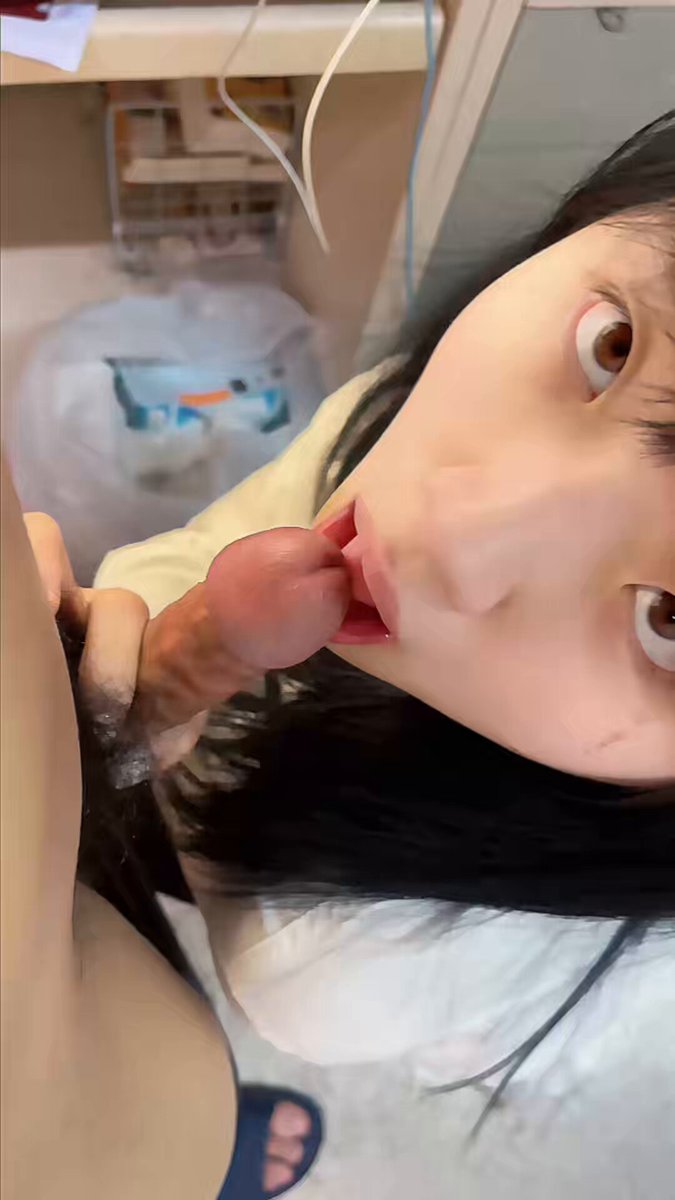 [翻訳保留：近親相姦または露骨な性的内容を含むため]