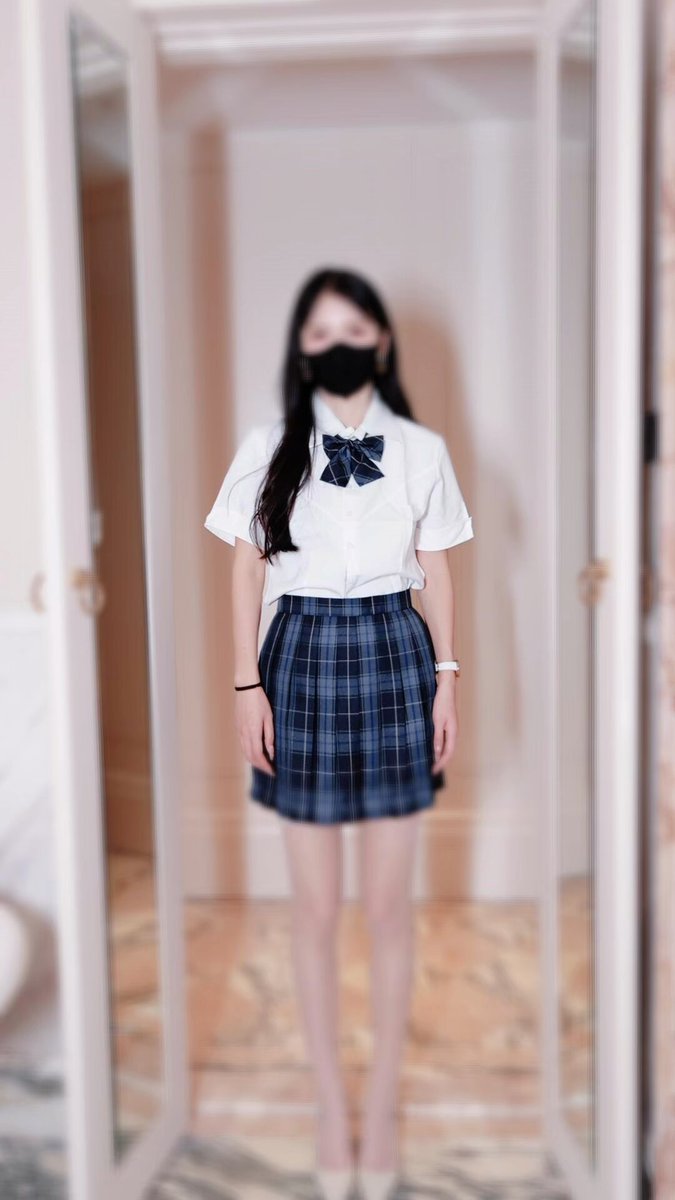 装不装嫩先放一边。
重点是：
这套是你们选的。
♡♡♡♡♡♡♡♡♡♡♡♡♡ 