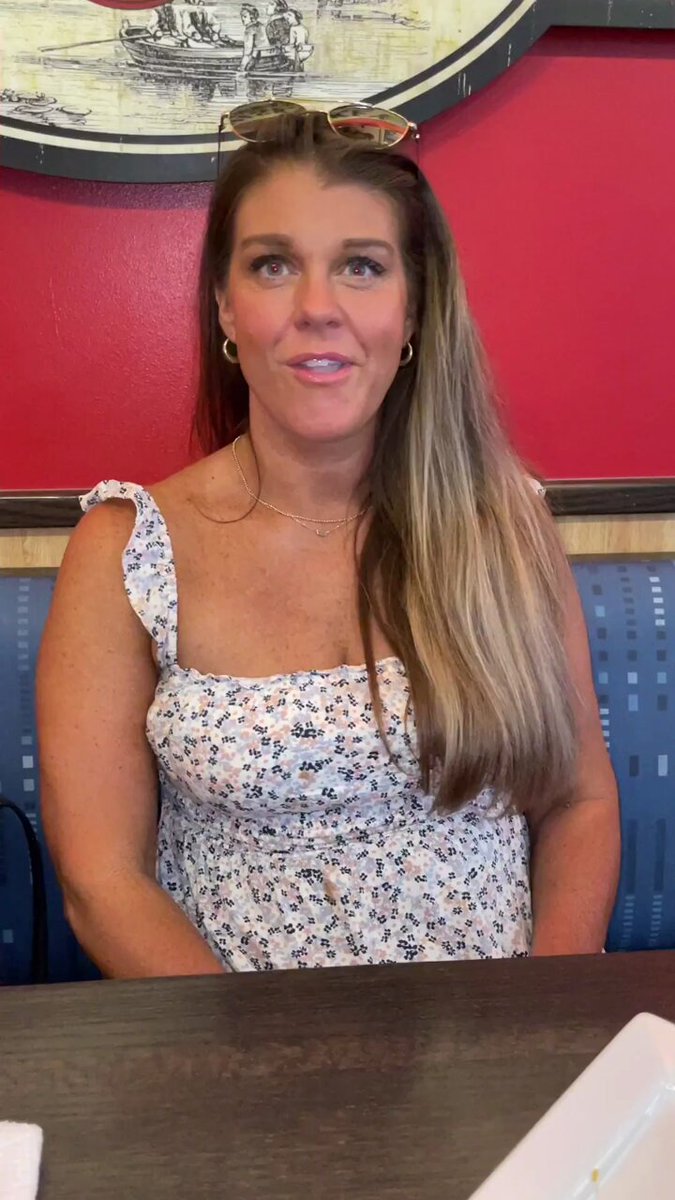 Restaurant sexy girl strips off pink panties to tease with her cock