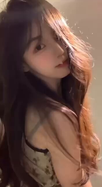 #上海🦜 
新人！新人！清纯校花  真实兼职 （所以不过✌️） 
 age ：03
身高 170 体重 93 皮肤雪白 无纹身 C+ #真胸 软🐻完美身材比例
☁️☁️ ☁️ 真实...