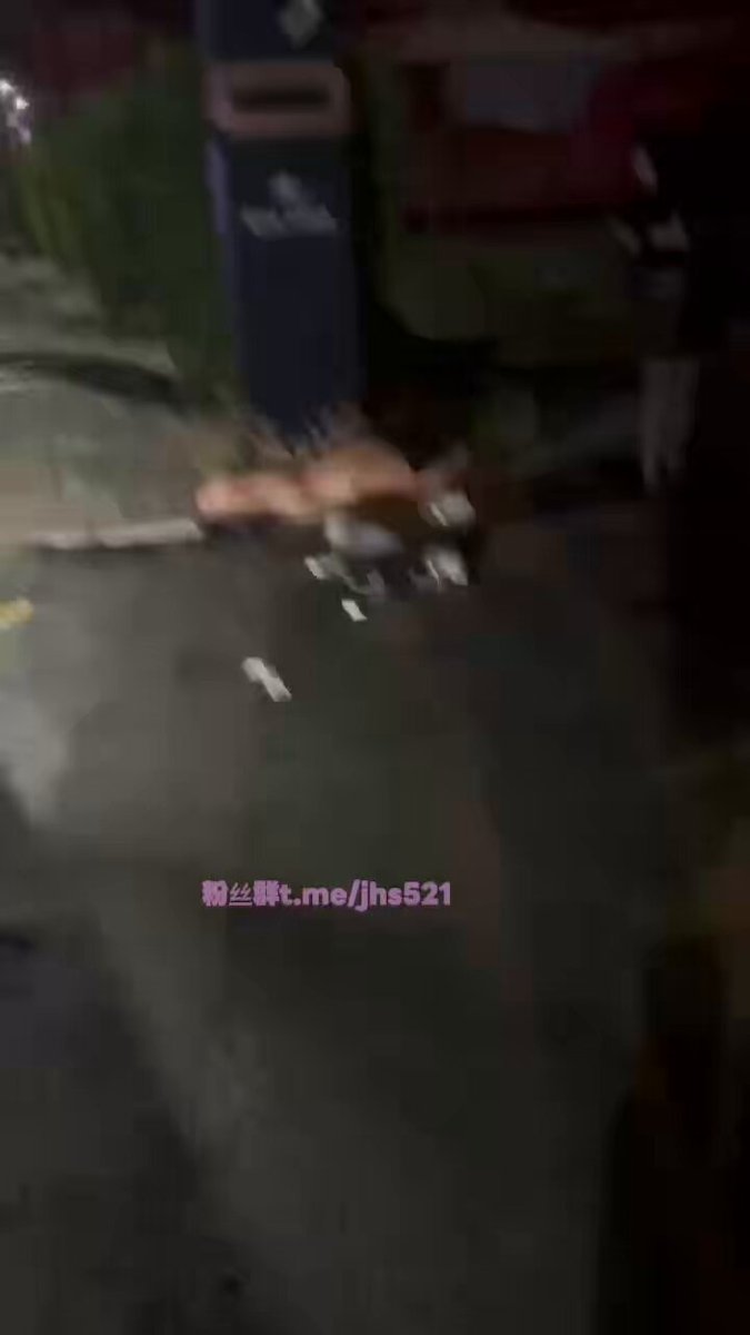 被主人抛弃了？ 