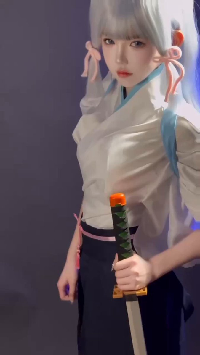 深圳🏠  #淼淼
白🐯06，170D深圳cos圈甜美天花板 【真实香港🇭🇰大二学生】
   （白虎🉑看证件多套Cos JK 🉑私人订制  
#cos #白虎  #小纯 

咨询👇
...