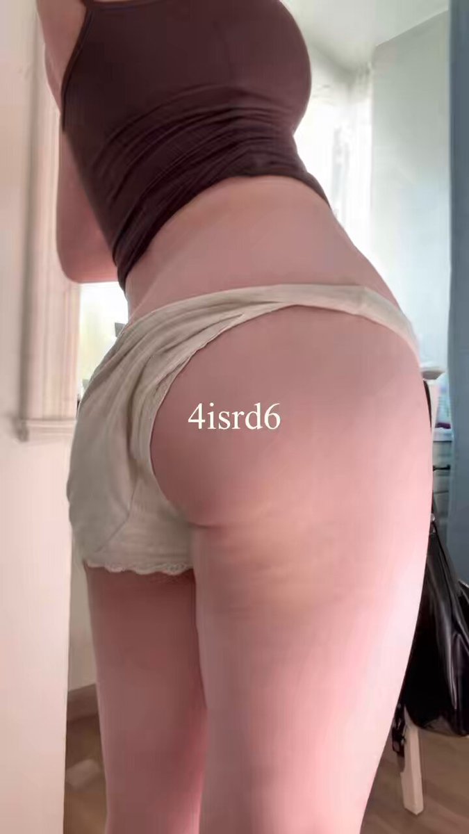 豊満美女のプリッとしたお尻の誘惑！ストラップで胸が覗く、タイトなパンティで誘惑 123av.fun