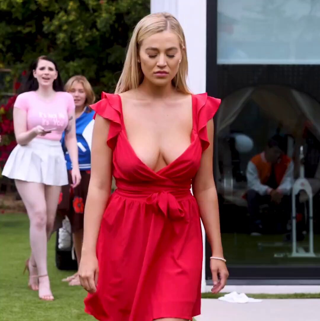 𝓦𝓪𝓽𝓪𝓪...🍌🍌 #nsfw #sex #porn #naked #nudes #hentai #squirt #pussy #goon 