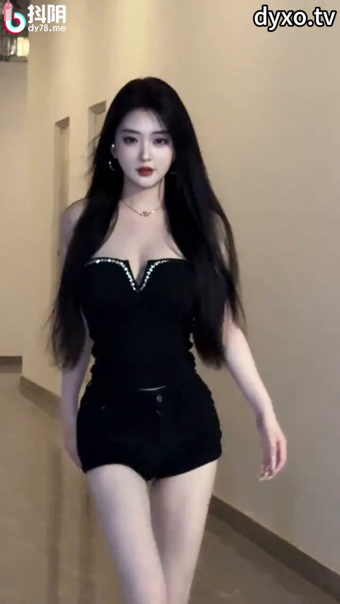 【AI加肉版】“抖音穿搭小网红” 露胸 口爆 露臀 自慰 阿嘿颜D3 #抖阴官方 