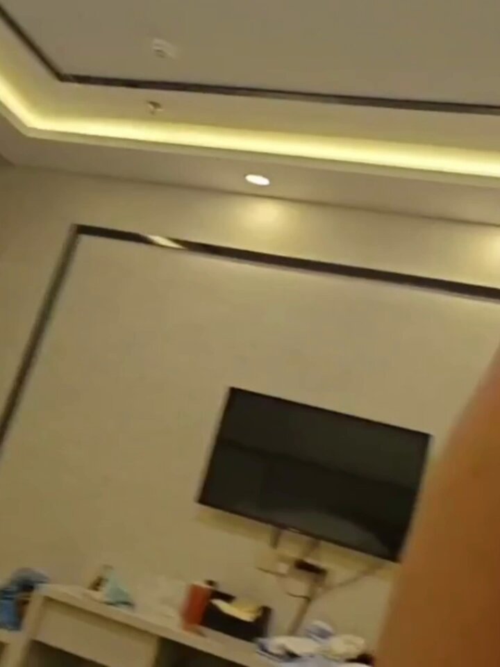 Video pribadi perempuan cantik dari etnis minoritas bocor di internet, memamerkan pesona eksotis yang sulit ditolak. Unduh HaoQi.com ⏬ S...