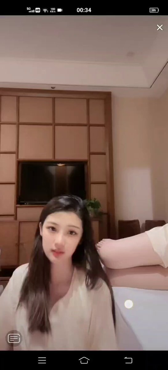 走光就在一瞬间 