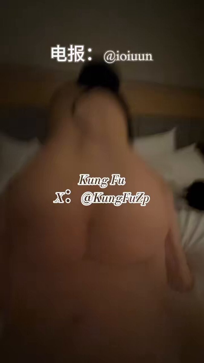 《Kung Fu》

#2号女主

御萝双修女 反差婊 

以为是个矜持高冷的女生

结果私底下这么反差 



   